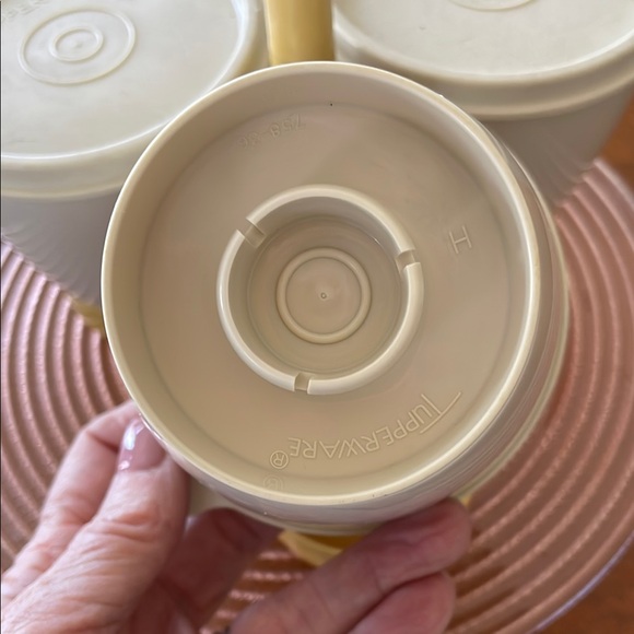 Tupperware Condiments Containers Set Vintage - Picture 5 of 9